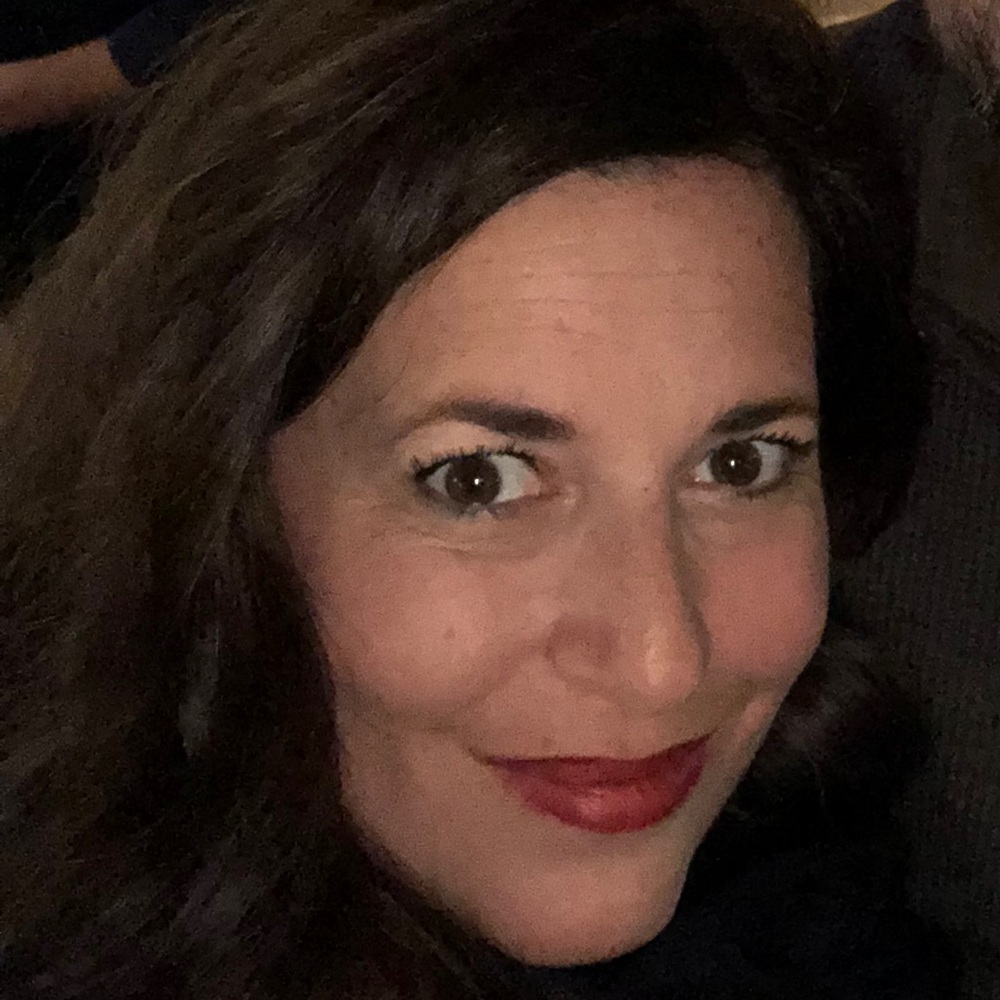Meet your Posher, Angela